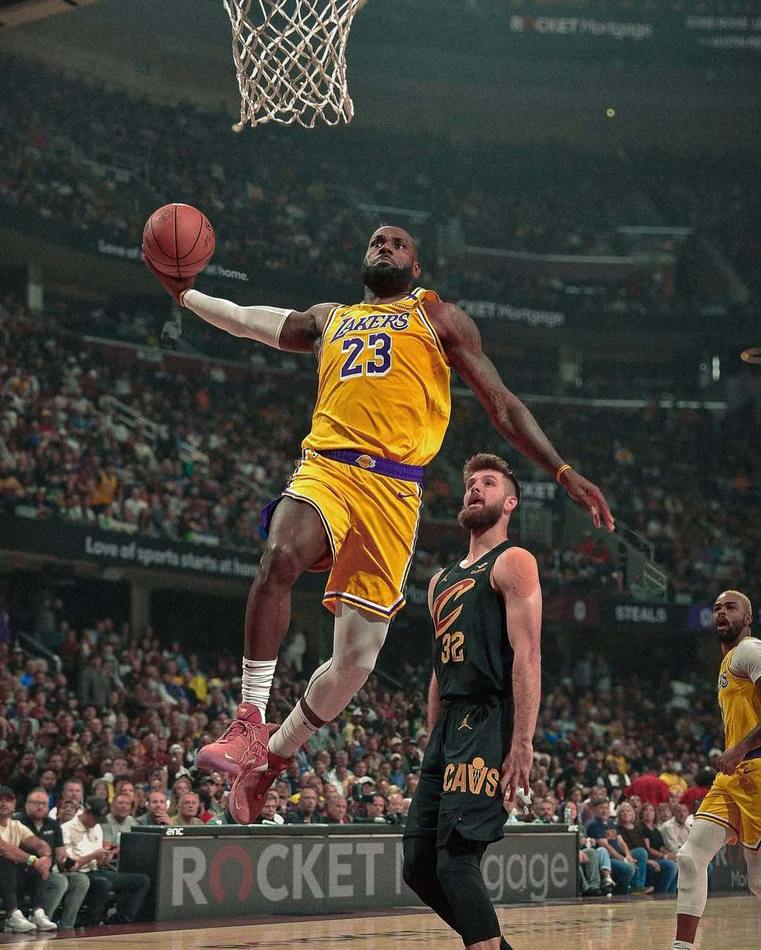 阿拉山口口,岸跨境列车,数激增,英皇娱乐,英皇娱乐官网