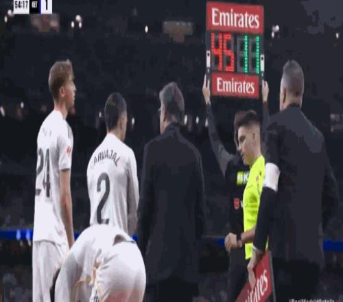 焦点对决,尼克斯对决,开拓者,英皇娱乐,英皇娱乐官网